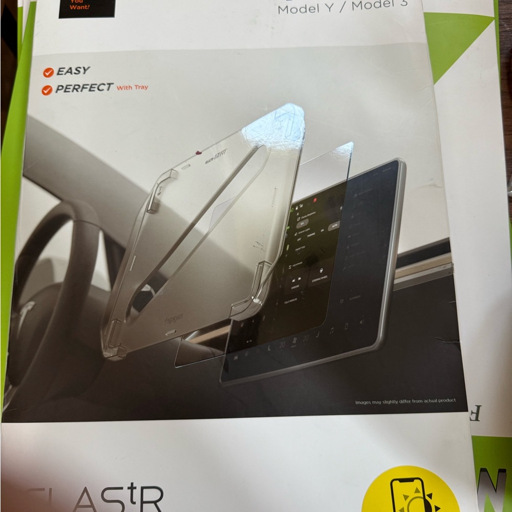 Spigen Glass Screen Protector for Tesla - Clear